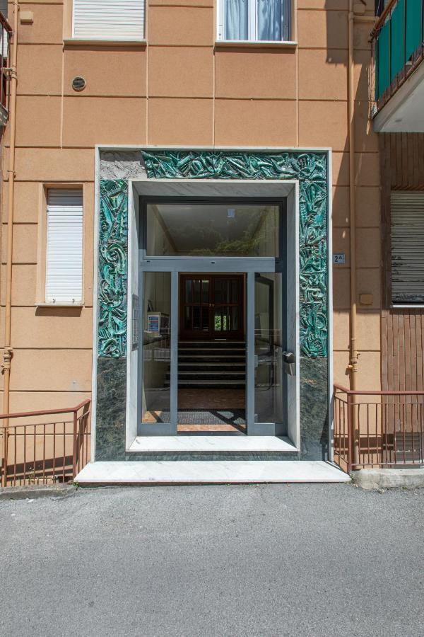 Rapallo Comodo Appartamento Signorile A Due Passi Dal Mare Con Posto Auto エクステリア 写真